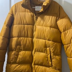 Old navy puffer jacket.